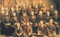 Преподаватели и учащиеся Тверского ремесленного училища. 1897 г.